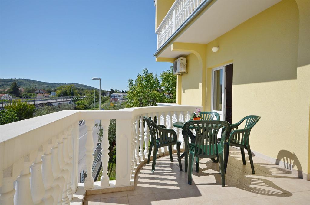 Apartments Sweet Escape Vodice Bagian luar foto